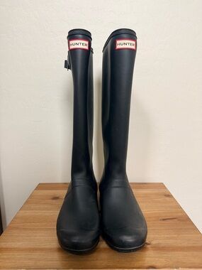 Hunter Black Tall Gloss Rain Boots